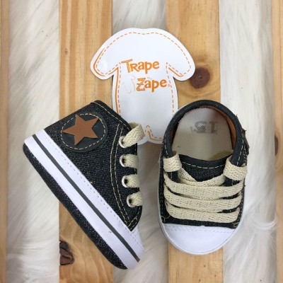 Tenis cano alto com cadarço- JEANS PRETO com estrela marrom