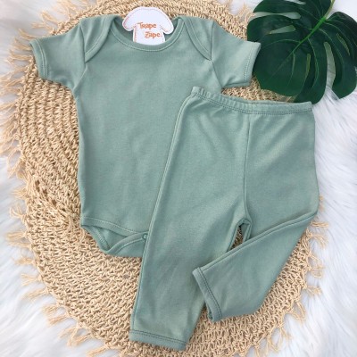  Conjunto Basic curto Verde
