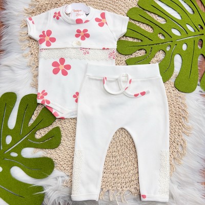 Conj. Body Manga Curta Flores Goiaba e Calça com Renda Lateral - Off White