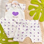 Conj. Body Regata Flor de Coração, Babador Bandana e Short Floral - Off White e Roxo