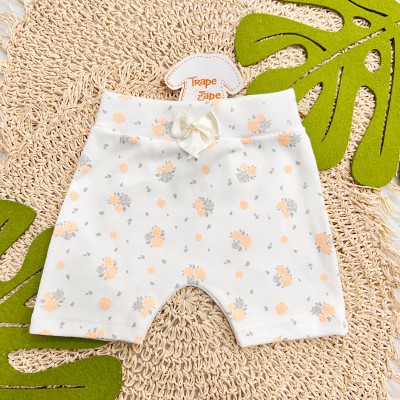 Conj. Body Regata Flor de Coração, Babador Bandana e Short Floral - Off White e salmao