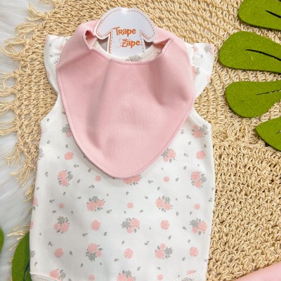 31/5 Conj. Body Regata Flores, Babador Bandana e Short - Off White e Rosa