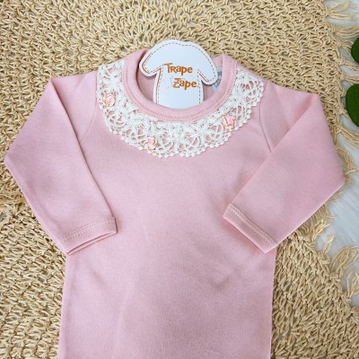 Conj. Body Longo Gola Rendada 3 Flores e Calça Lisa -Rosê