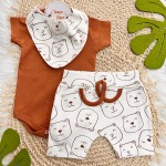 Conj. Body Manga Curta, Shorts e Babador Bandana - Ursinhos Ferrugem e Off White