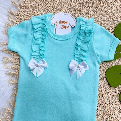 Conj. Body Manga Curta Dois Laços Pérolas e Calça Florida - Branco e Verde Água