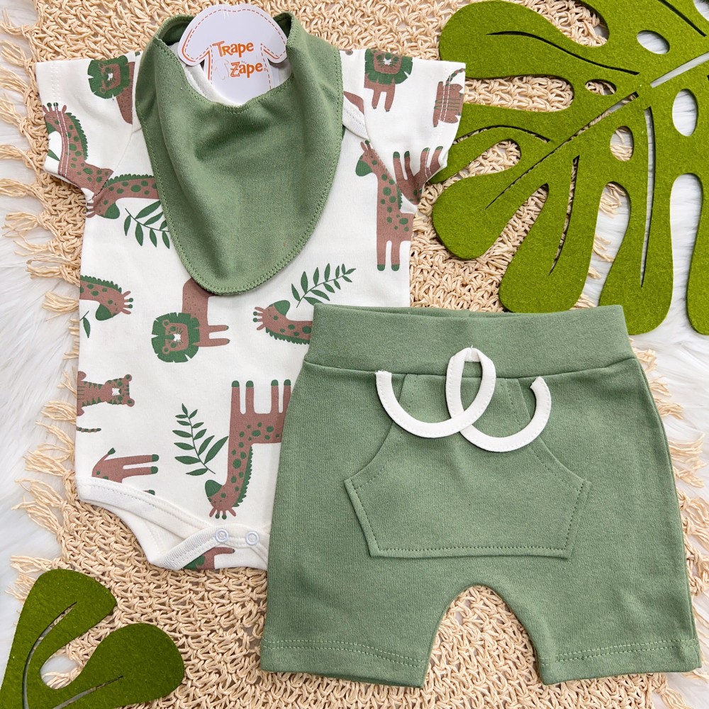 Conj. Body Manga Curta, Shorts e Babador Bandana Safari Grande - Off White e Verde