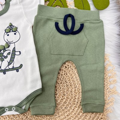 Conjunto M/c dino de skate verde