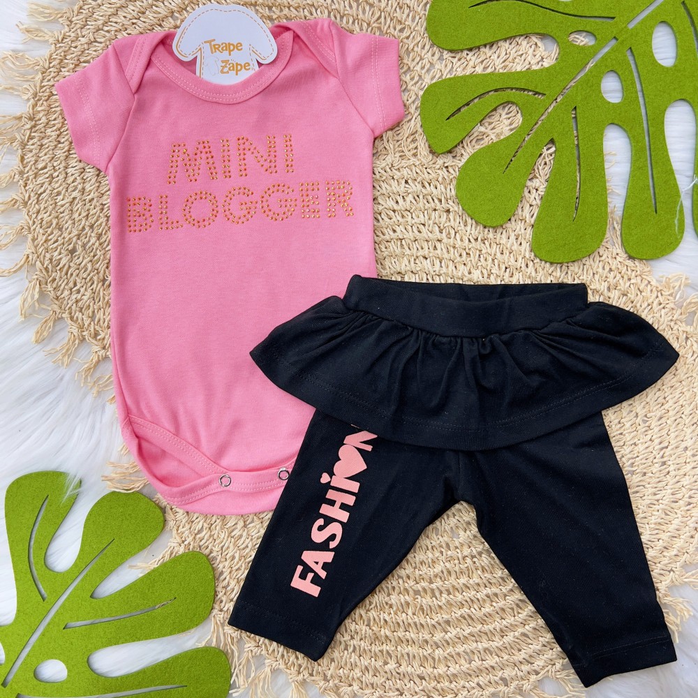 Verão 23/24 - Conjunto body rosa mini blogger com calça preta