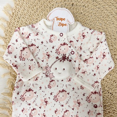 Macacão Trape Zape - Lua e estrelas Off White, Bordô e Rose