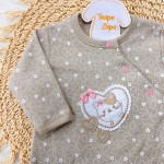 Macacão Trape Zape - Bege florido bordado cat coração