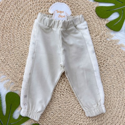 Conj. Jaqueta de Pelinho com Estrelinhas e Calça Moletinho - Off White e Prata
