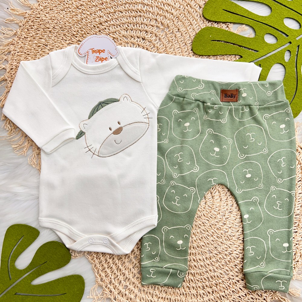 Body Manga Longa e Calça Ursinho com Boné - Verde e Off White