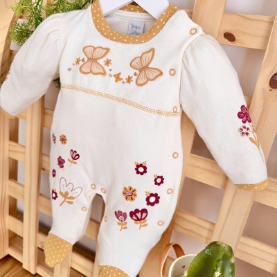 Macacão Trape Zape  - Borboleta com Flores - Mostarda e Off White