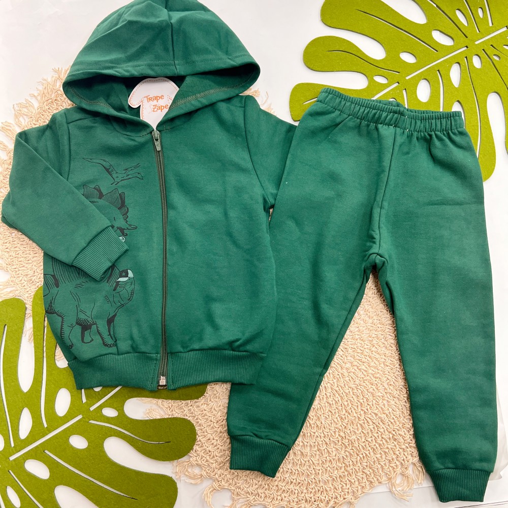 Inverno 2025 - Conj. Jaqueta Dino Skatista e Calça em Moletom - Verde Musgo