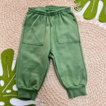 Inverno 2025 - Conj. Blusão de Pelinho "Primeira Divisão" com Capuz e Calça em Moletom - Off White e Verde