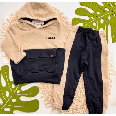 Inverno 2025 - Conj. Blusão ALNC com Capuz e Calça em Moletom - Areia e Preto