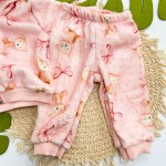 Inverno 2025 - Conj. Jaqueta em Pelinho e Calça Ursinhas - Rosa