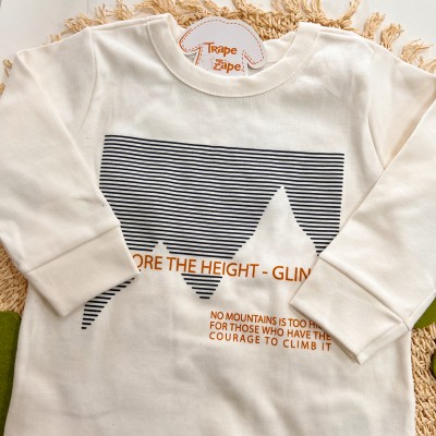 Inverno 2025 -  Conj. Blusa Explore The Height e Calça em Sarja - Off White e Preto