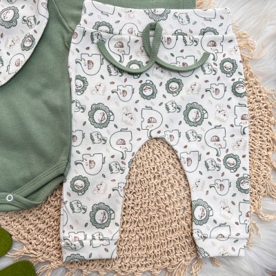 Conj. Body Manga Longa, Calça e Babador Bandana Bichinhos - Verde