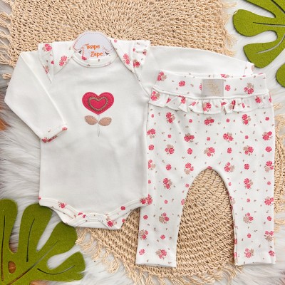 Conj. Body Manga Longa Off White com Flor de Coração e Calça Floral - Pink e Marrom