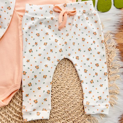 Conj. Body Manga Longa, Babador Bandana e Calça Mini Florzinhas - Salmão