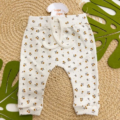 Conj. Blusa Manga Longa, Babador Bandana e Calça Florzinhas - Caramelo