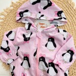 Inverno 2025 - Conj. Jaqueta Corta Vento Pinguim de Lacinho e Calça em Moletom - Rosa e Preto