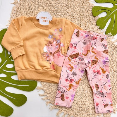 Inverno 2025 - Conj. Casaco Pônei e Legging Floral - Mostarda e Rosa