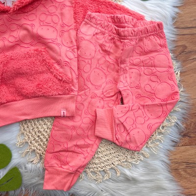  Inverno 2025 - Conj. Jaqueta com Pelinho e Calça em Moletom Ursinhos - Goiaba
