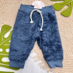 Inverno 2025 - Conj. Casaco CLRT e Calça em Pelinho - Azul Jeans