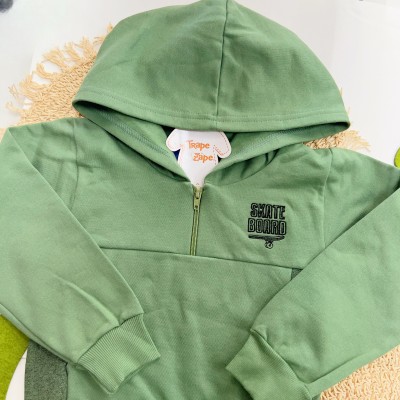 Inverno 2025 - Jaqueta com Capuz SkateBoard e Calça - Verde