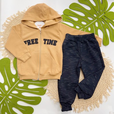 Inverno 2025 - Conj. Jaqueta Free Time e Calça em Moletom - Caramelo e Preto
