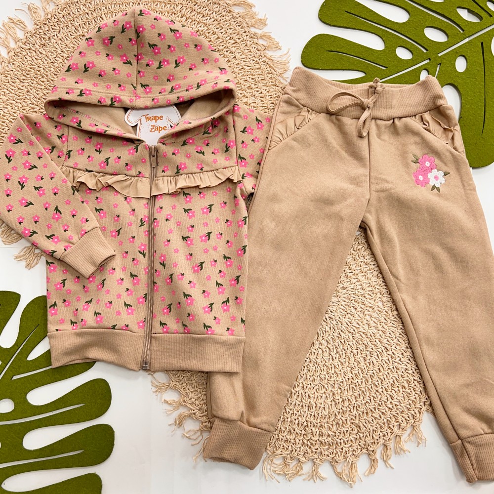 Inverno 2025 - Conj. Jaqueta Floral com Capuz e Calça em Moletom - Areia e Rosa