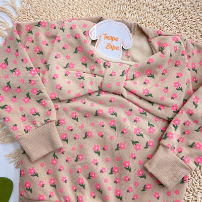 Inverno 2025 - Conj. Casaco Floral com Laço e Legging - Areia e Rosa