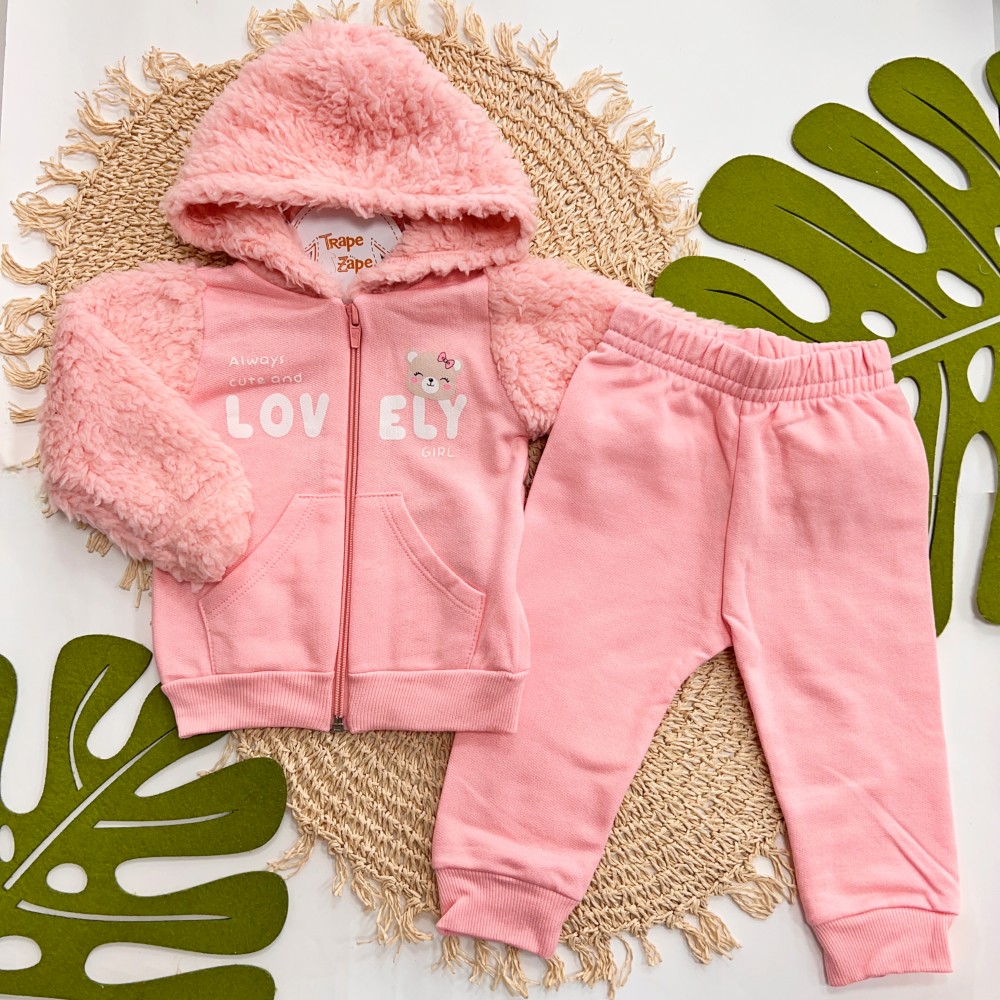 Inverno 2025 - Conjunto Lovely Girl Jaqueta com Pelinhos e Capuz e Calça Moletom - Rosa