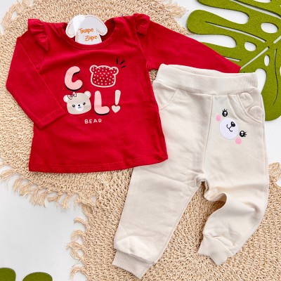 inverno 2025 - Conj. Ursinha Cool Bear Blusa Vermelha e Calça Moletom Creme 