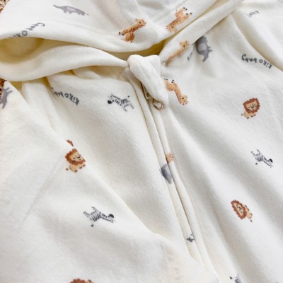 Inverno 2025 - Macacão em Plush Mini Savana com Capuz - Off White
