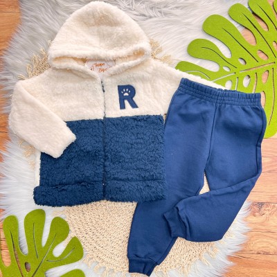 INVERNO 2025 - Conj. Jaqueta "R" em Soft e Calça em Moletom - Azul Marinho