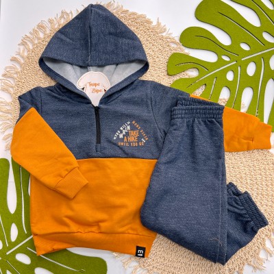 Inverno 2025 - Conj. Jaqueta Take A Hike e Calça em Moletinho - Mescla e Laranja