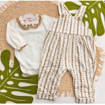 Inverno 2025 - Conj. Body Gola em Lese e Jardineira Corações - Off White