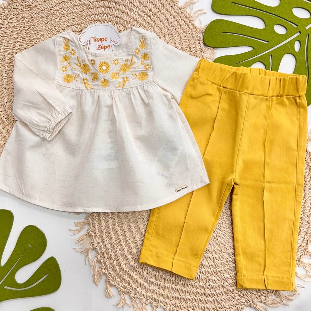 Inverno 2025 - Conj. Batinha Floral em Linho e Calça - Mostarda e Areia