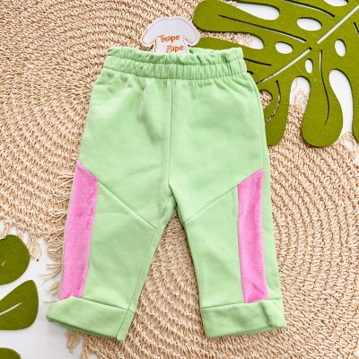 Inverno 2025 - Conj. Blusa Cogumelos "Dentro da Casinha tem Muita Alegria" e Calça em Moletom - Verde e Rosa