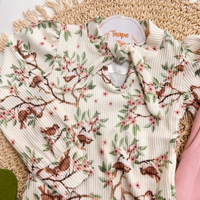 Inverno 2025 - Conj. Blusa Canelada Pássaros Floral e Calça em Moletom - Rose e Off White