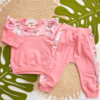 Inverno 2025 - Conjunto Ursinha com Flor Babadinhos Casaco e Calça - Rosa 