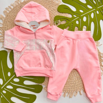 Inverno 2025 - Conjunto Folhagem Casaco com Capuz Pelinhos e Calça Moletom - Rosa 