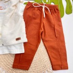 Inverno 2025 - Conj. Colete em Plush com Capuz, Blusa Manga Longa e Calça - Off White e Ferrugem
