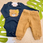  Inverno 2025 - Conj. Ursinha com laço Body bordado e Calça pelinho preto e caramelo 