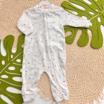 Inverno 2025 - Macacão em Plush Urso Polar - Off White e Azul Claro