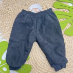 Inverno 2025 - Conj. Casaco Ursa com Strass e Calça em Plush - Preto e Off White