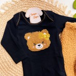  Inverno 2025 - Conj. Ursinha com laço Body bordado e Calça pelinho preto e caramelo 